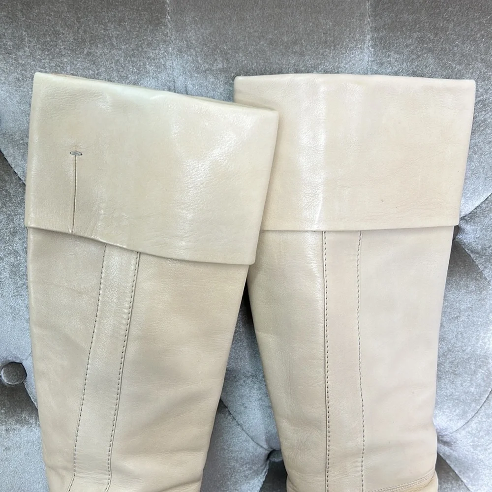 Costume National Italy butter soft leather heeled boots - Picture 4 of 9